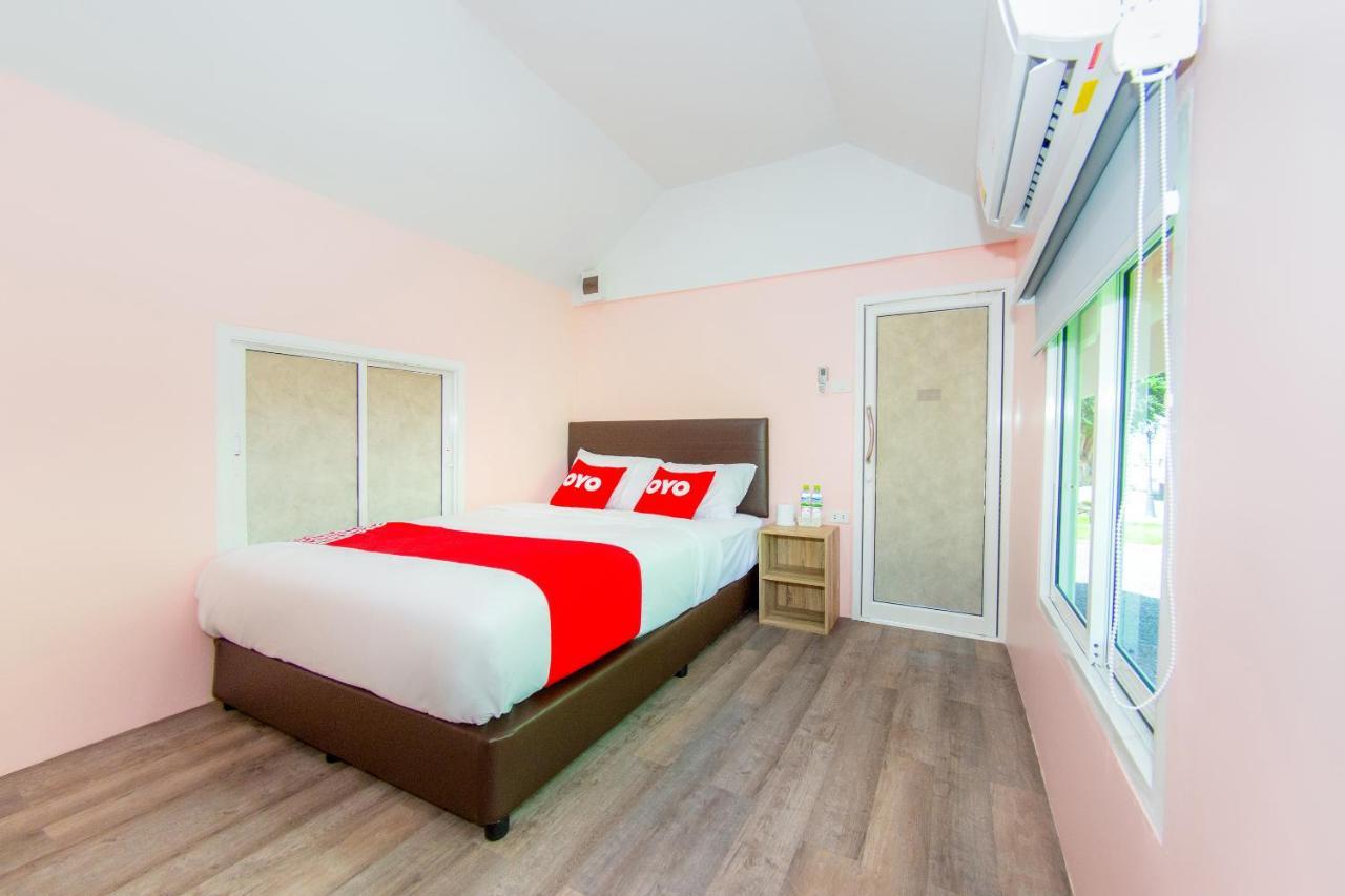 Oyo 578 Pj Resort And Snooker Club Prachuap Khiri Khan Buitenkant foto
